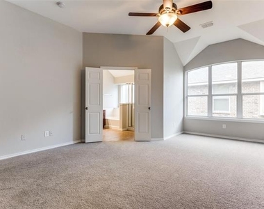 141 Arbordale Way - Photo Thumbnail 14