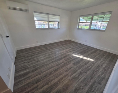 718 Whippoorwill Lane - Photo Thumbnail 35