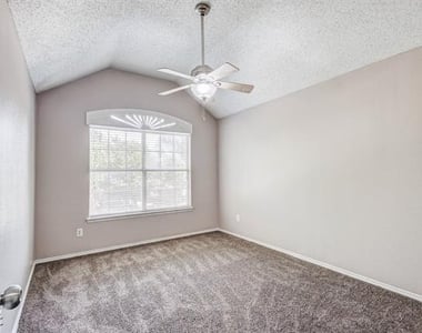 7081 Chinquapin Drive - Photo Thumbnail 18