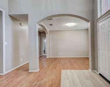 7081 Chinquapin Drive - Photo Thumbnail 5