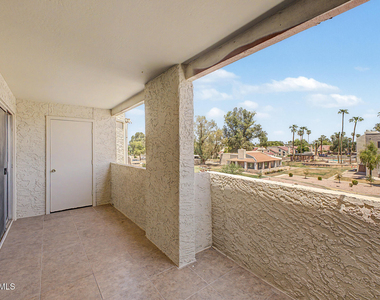540 N May Street - Photo Thumbnail 14