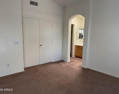8376 W Melinda Lane - Photo Thumbnail 21