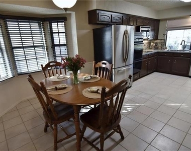 1309 San Marcos Drive - Photo Thumbnail 7
