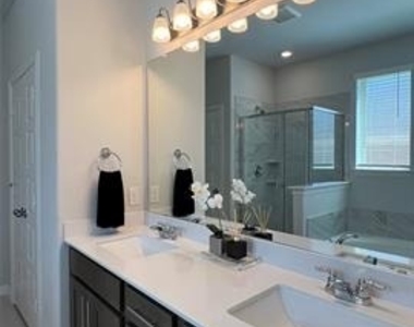 3033 Burwick Lane - Photo Thumbnail 13