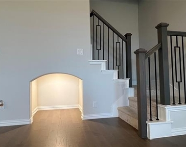 3033 Burwick Lane - Photo Thumbnail 17