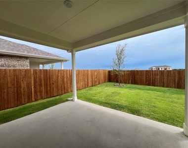 3033 Burwick Lane - Photo Thumbnail 28