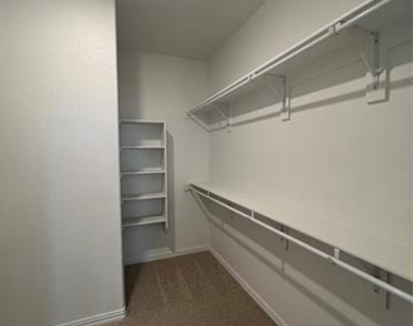 3033 Burwick Lane - Photo Thumbnail 10