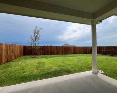 3033 Burwick Lane - Photo Thumbnail 27