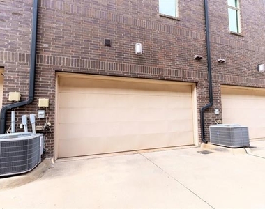2514 Vintage Street - Photo Thumbnail 24