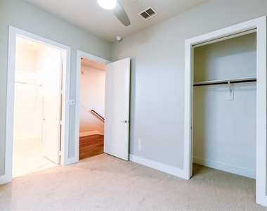 2514 Vintage Street - Photo Thumbnail 14
