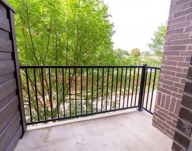 2514 Vintage Street - Photo Thumbnail 11