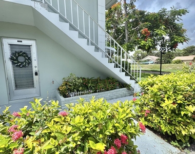 2660 Sw 22nd Avenue - Photo Thumbnail 2