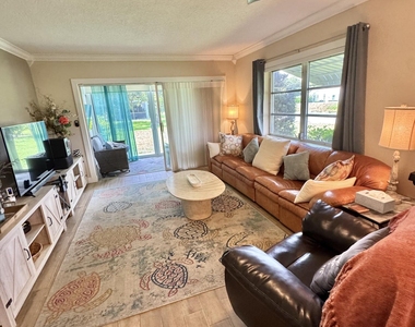 2660 Sw 22nd Avenue - Photo Thumbnail 7