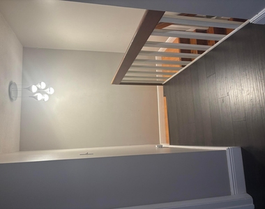 8240 Nw 9th Street - Photo Thumbnail 7