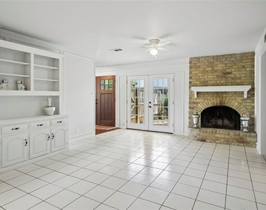10504 Berry Knoll Drive - Photo Thumbnail 3