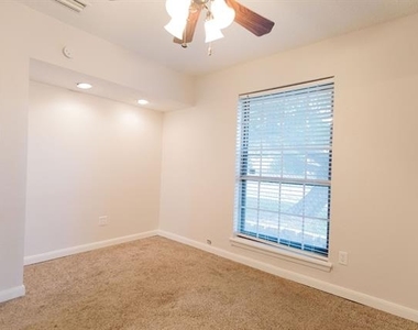 2103 Cedarcrest Drive - Photo Thumbnail 11