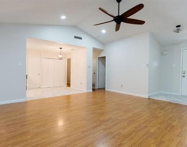 2103 Cedarcrest Drive - Photo Thumbnail 22