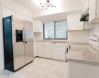 2103 Cedarcrest Drive - Photo Thumbnail 19