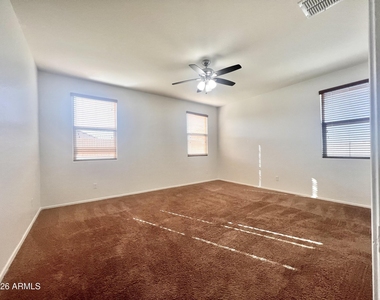 9437 W Jones Avenue - Photo Thumbnail 20