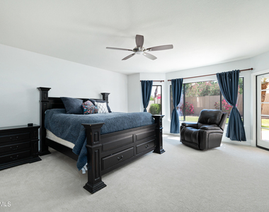 1660 W Honeysuckle Lane - Photo Thumbnail 15