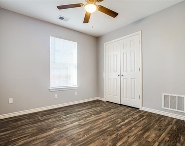 1008 Canal Street - Photo Thumbnail 17