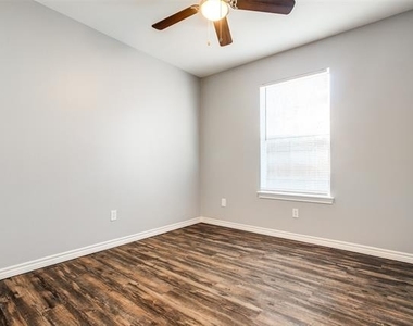 1008 Canal Street - Photo Thumbnail 19