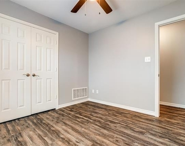 1008 Canal Street - Photo Thumbnail 18