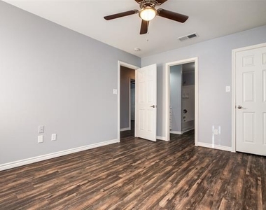 1008 Canal Street - Photo Thumbnail 15