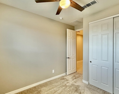 4420 N 202nd Lane - Photo Thumbnail 11