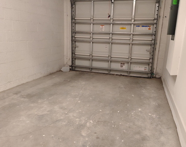 3712 Spanish Cedar Place W - Photo Thumbnail 9