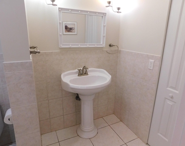 565 Piedmont L - Photo Thumbnail 2