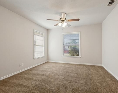 1769 Crestridge Drive - Photo Thumbnail 5