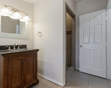 1769 Crestridge Drive - Photo Thumbnail 10