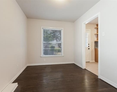 1769 Crestridge Drive - Photo Thumbnail 3
