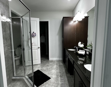 14075 Spruce Pine Drive - Photo Thumbnail 36
