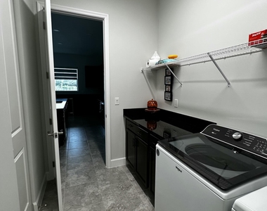 14075 Spruce Pine Drive - Photo Thumbnail 29
