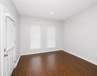 4552 Rush River Trail - Photo Thumbnail 12