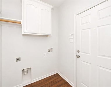 4552 Rush River Trail - Photo Thumbnail 24
