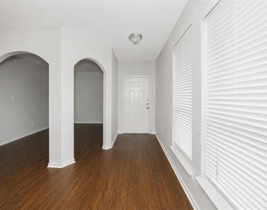 4552 Rush River Trail - Photo Thumbnail 6