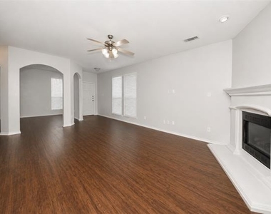 4552 Rush River Trail - Photo Thumbnail 5