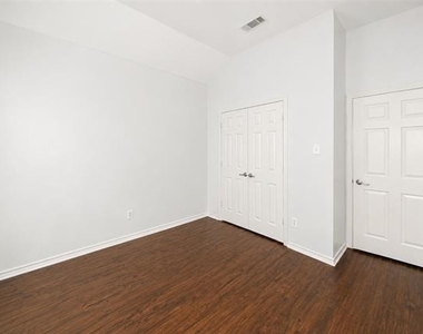4552 Rush River Trail - Photo Thumbnail 23