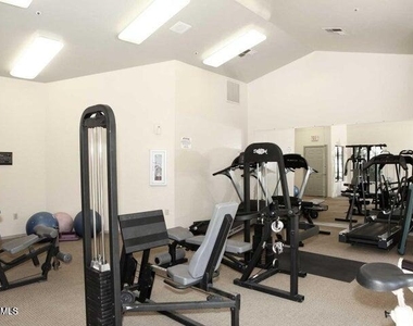 9600 N 96th Street - Photo Thumbnail 18