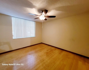 12112 St. Andrews Place - Photo Thumbnail 26
