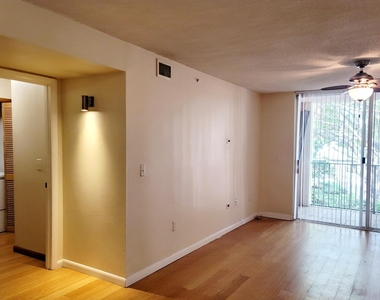12112 St. Andrews Place - Photo Thumbnail 14