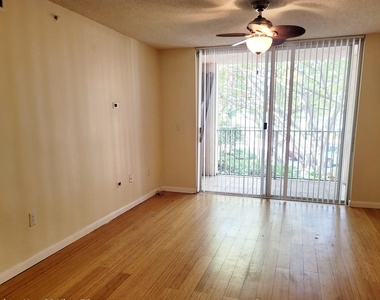 12112 St. Andrews Place - Photo Thumbnail 24