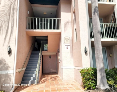 12112 St. Andrews Place - Photo Thumbnail 2