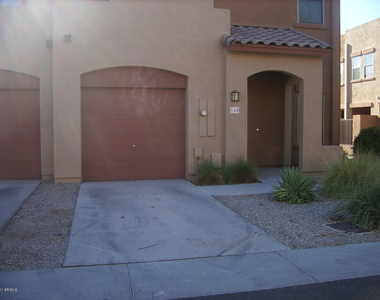 1886 E Don Carlos Avenue - Photo Thumbnail 1