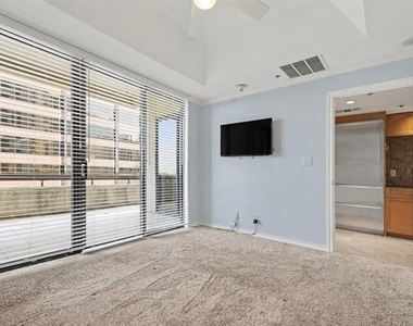 5909 Luther Lane - Photo Thumbnail 11