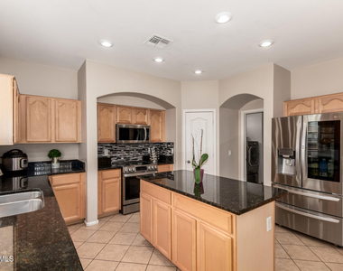 9123 W Heber Road - Photo Thumbnail 10