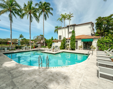 20889 Saint Andrews Boulevard - Photo Thumbnail 11